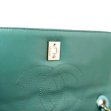 CHANEL Tote Green Trendy CC Green Lambskin Quilted Light Gold Hardware -Knockoff
