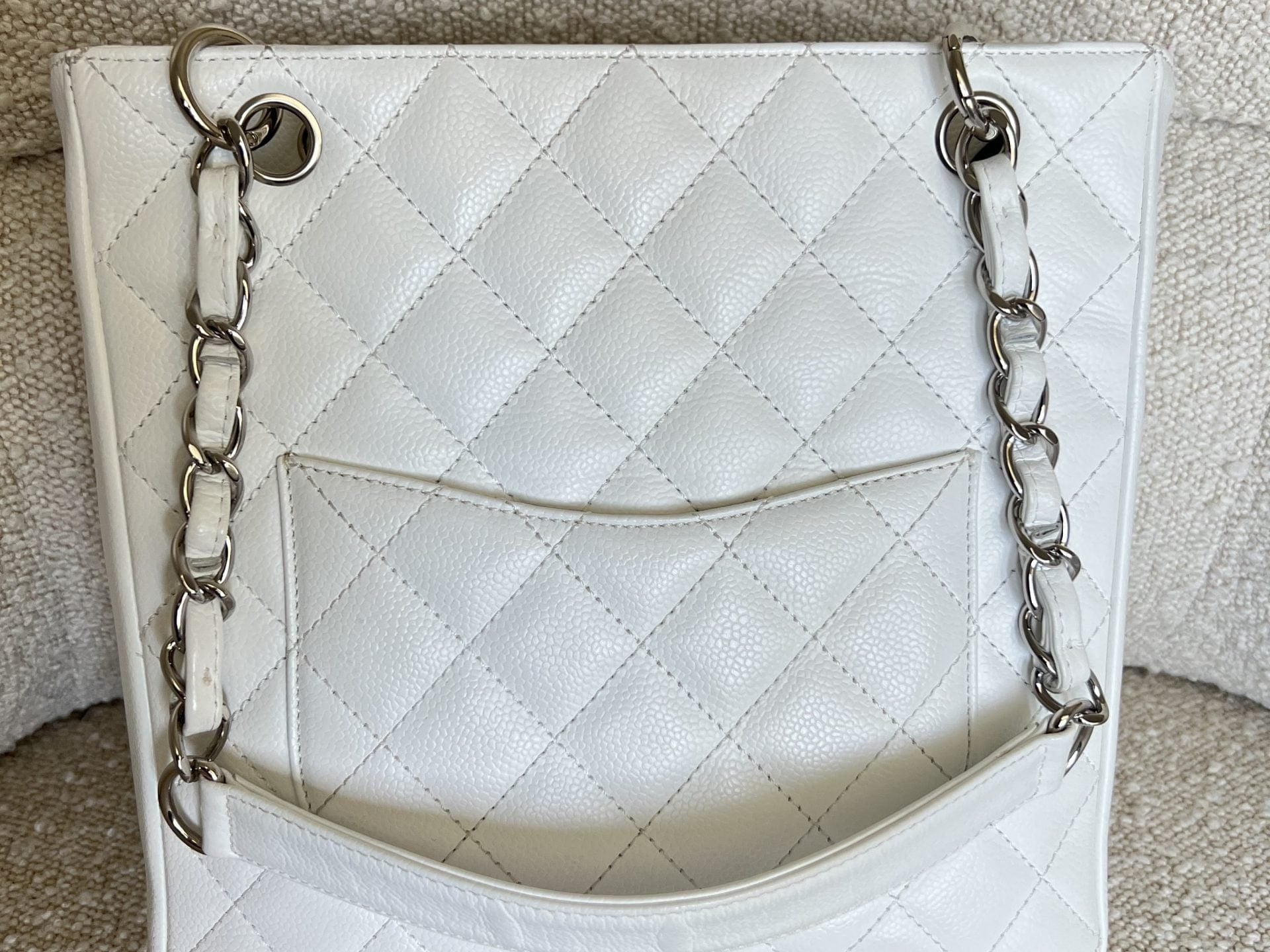 CHANEL Tote White Caviar Quilted Petite Shopping Tote -Knockoff
