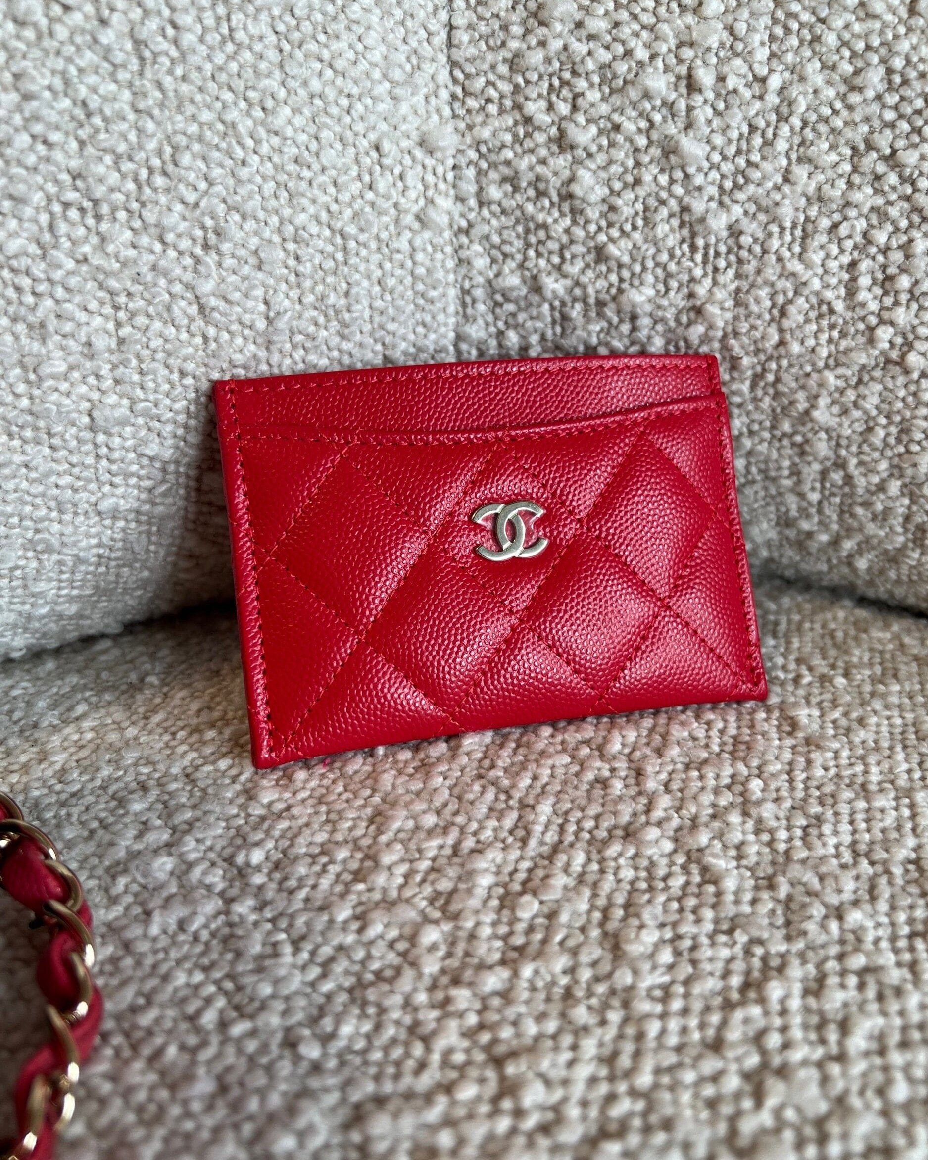 CHANEL Wallet 22S Red Caviar Quilted Card Holder LGHW -Knockoff
