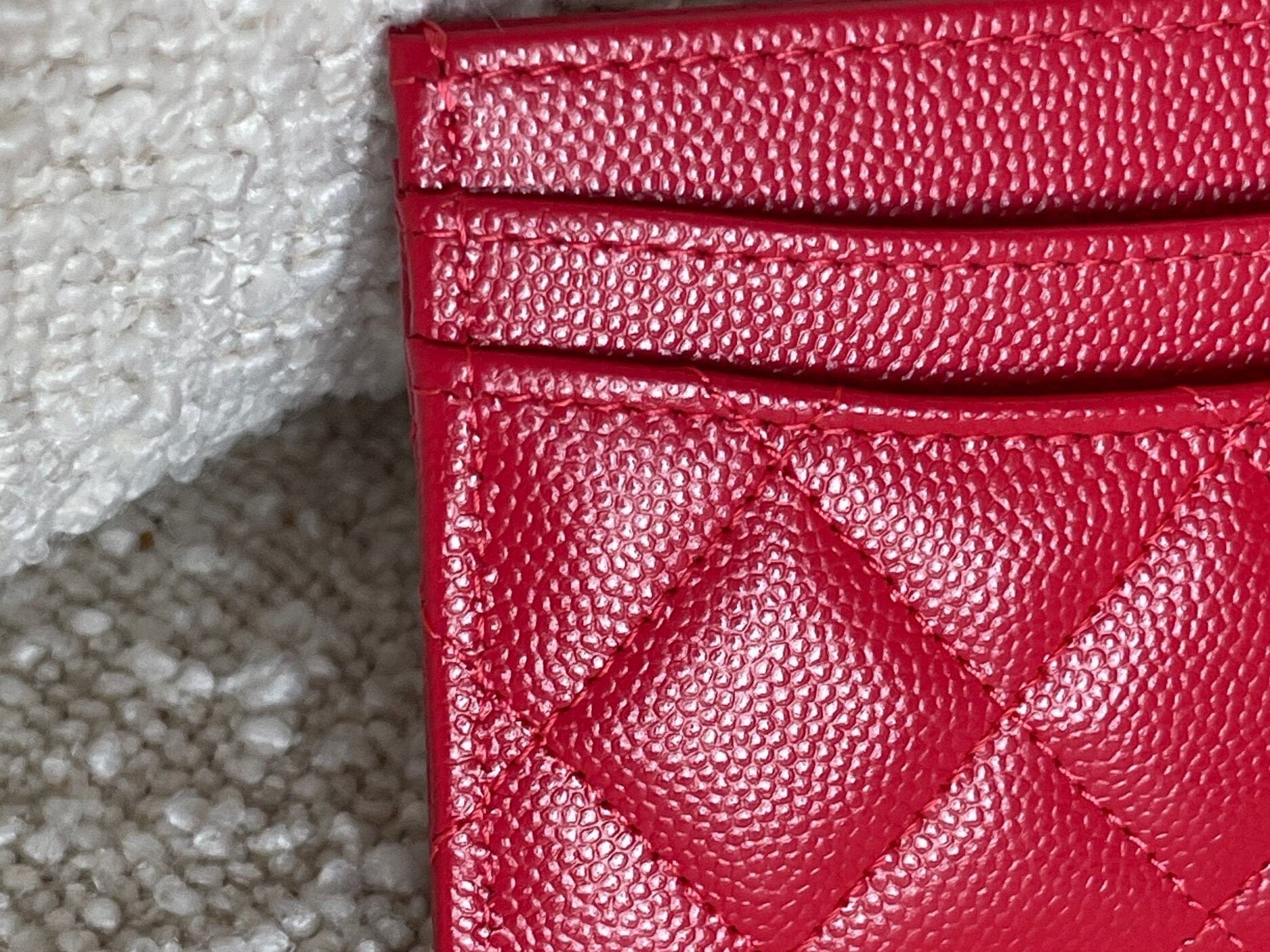 CHANEL Wallet 22S Red Caviar Quilted Card Holder LGHW -Knockoff
