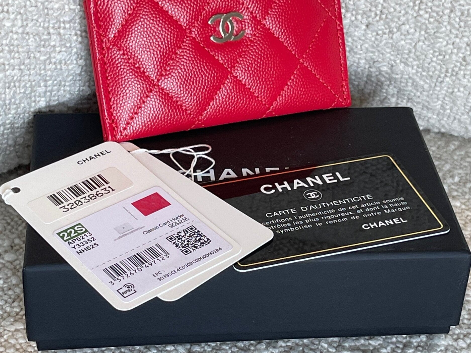 CHANEL Wallet 22S Red Caviar Quilted Card Holder LGHW -Knockoff
