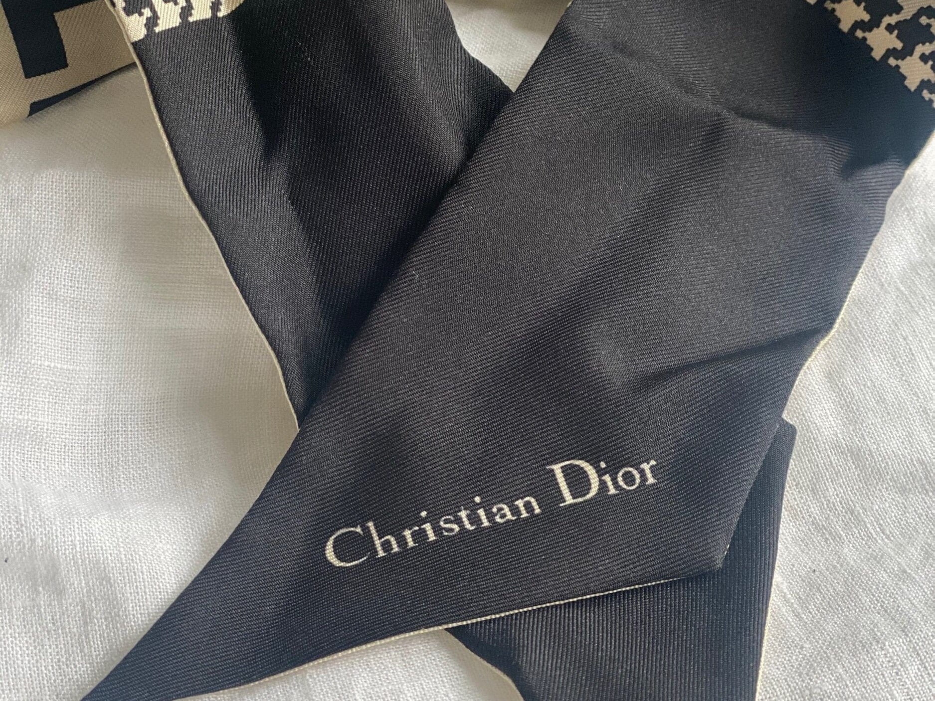 Christian Dior Scarf Dior 30 Montaigne Mitzah Scarf - Black and White -Knockoff
