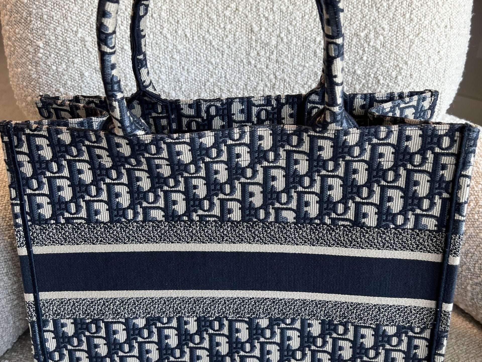 Christian Dior Tote Dior Blue Book Tote Oblique Medium -Knockoff
