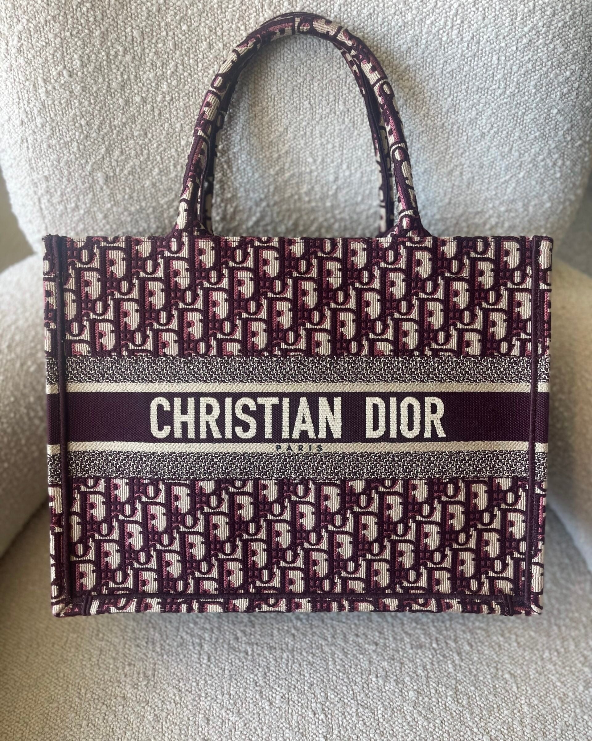 Christian Dior Tote Dior Burgundy Book Tote Medium -Knockoff
