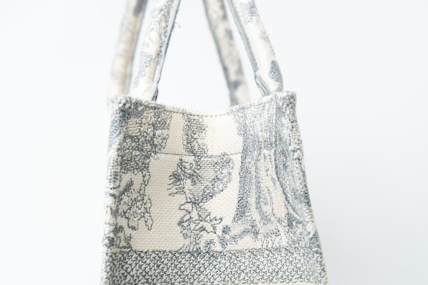 Christian Dior Tote Grey Dior Canvas Book Tote Small Toile De Jouy Grey -Knockoff
