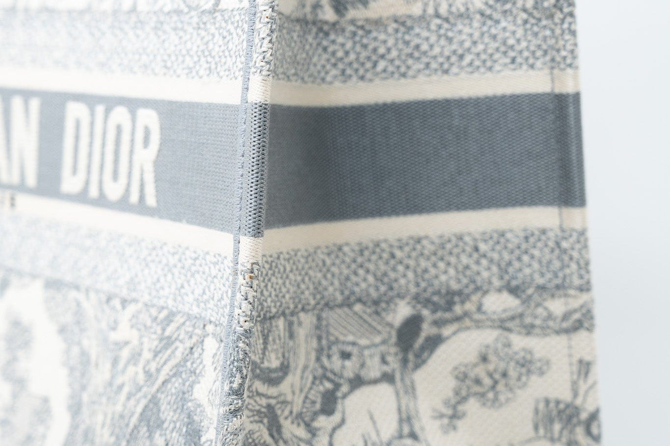 Christian Dior Tote Grey Dior Canvas Book Tote Small Toile De Jouy Grey -Knockoff
