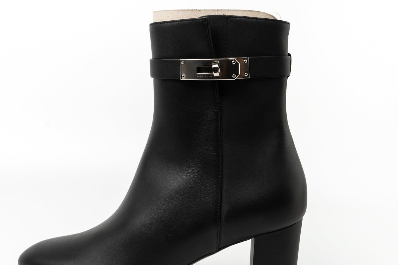 Hermes Boots Black Hermès Calfskin Saint Germain Ankle Boots 38 Black -Knockoff
