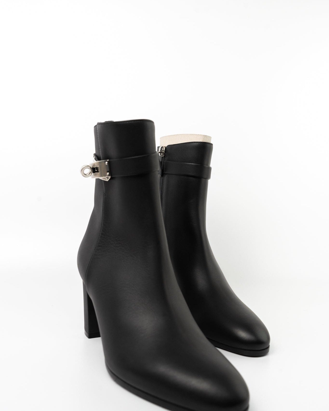 Hermes Boots Black Hermès Calfskin Saint Germain Ankle Boots 38 Black -Knockoff
