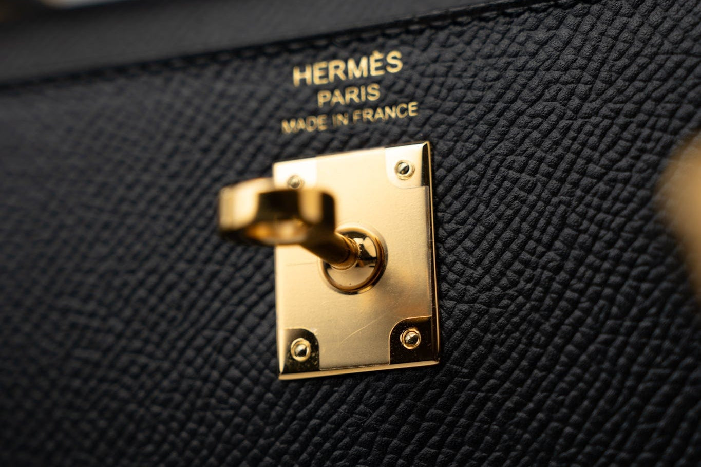 Hermes Handbag Hermes Kelly 25 Black Veau Epsom Leather Gold Plated -Knockoff
