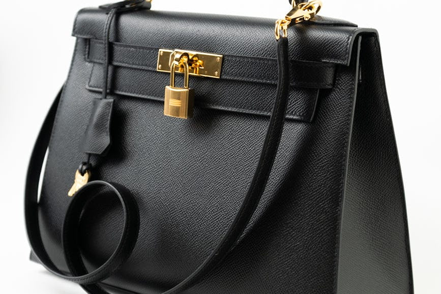 Hermes Handbag Hermes Kelly 28 Veau Epsom Leather Black with Gold Plated Hardware 2019 D -Knockoff
