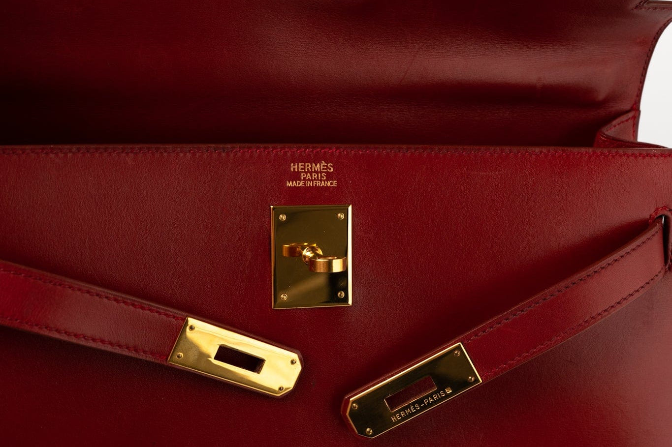 Hermes Handbag Hermes Kelly 32 Rouge Vif Veau Box Calfskin Leather Gold Plated Hardware 1998 B Stamp -Knockoff
