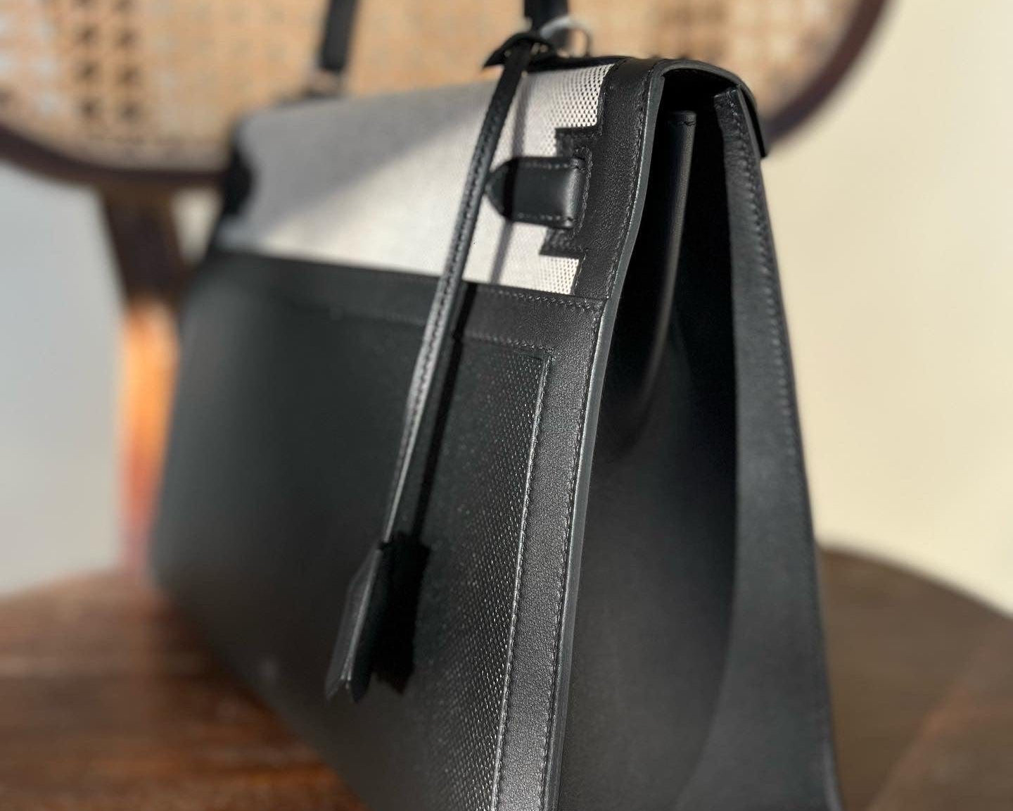 Hermes Handbag Kelly 32 Veau Swift Leather Toile Berline Palladium Plated Hardware 2019 D -Knockoff
