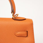 Hermes Handbag Kelly Sellier 25 Orange Veau Epsom Leather Gold Plated R Stamp -Knockoff
