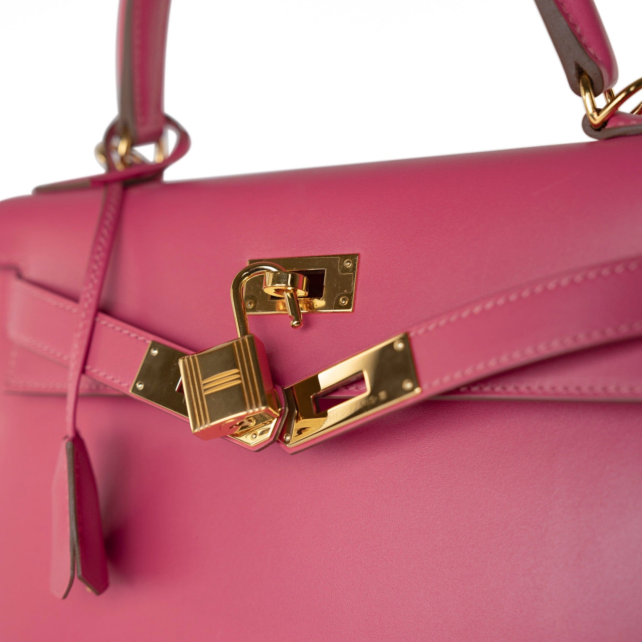 Hermes Handbag Pink Kelly 28 Rose Lipstick Veau Tadelakt Gold Plated Hardware C Stamp -Knockoff
