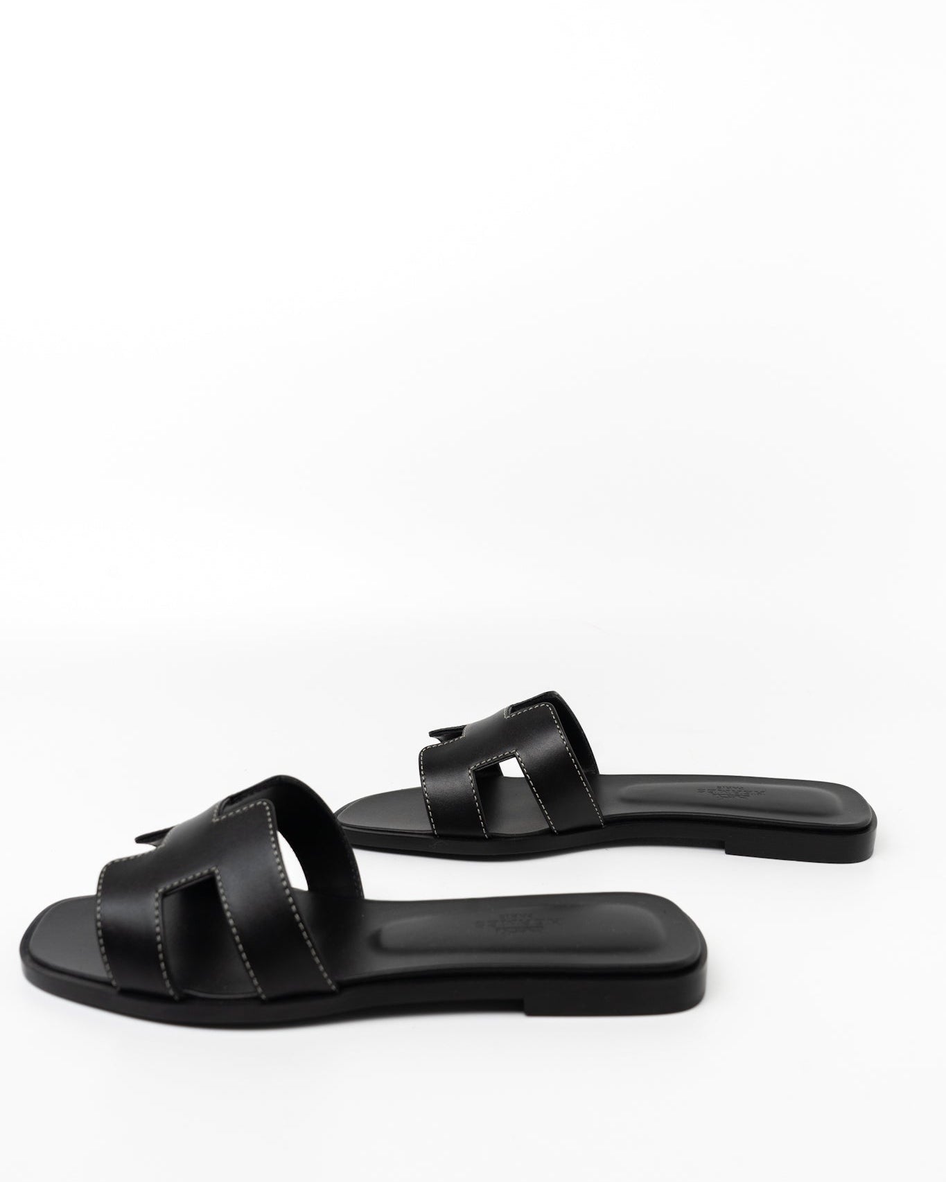 Hermes Sandals Hermès Box Calfskin Oran Sandals Black -Knockoff
