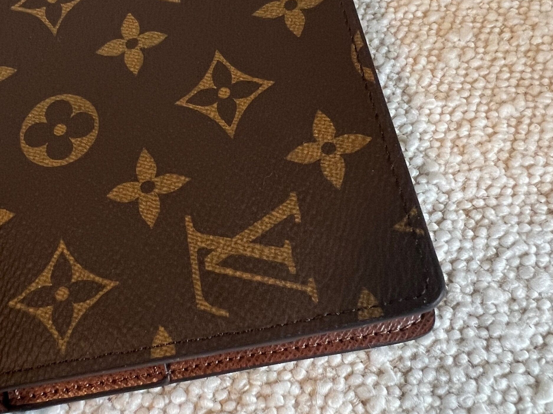 Louis Vuitton Agenda Cover Brown Louis Vuitton Monogram Large Ring Agenda Cover -Knockoff
