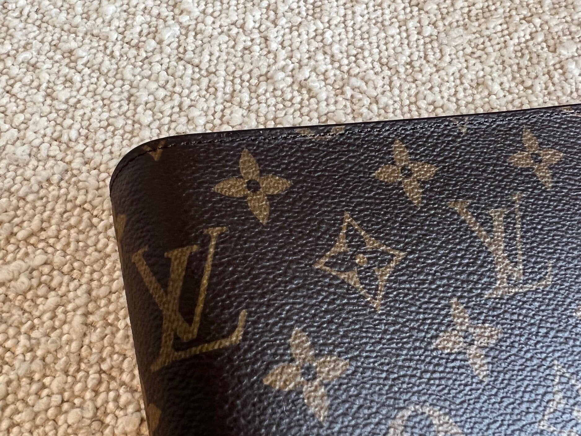 Louis Vuitton Agenda Cover Brown Louis Vuitton Monogram Large Ring Agenda Cover -Knockoff
