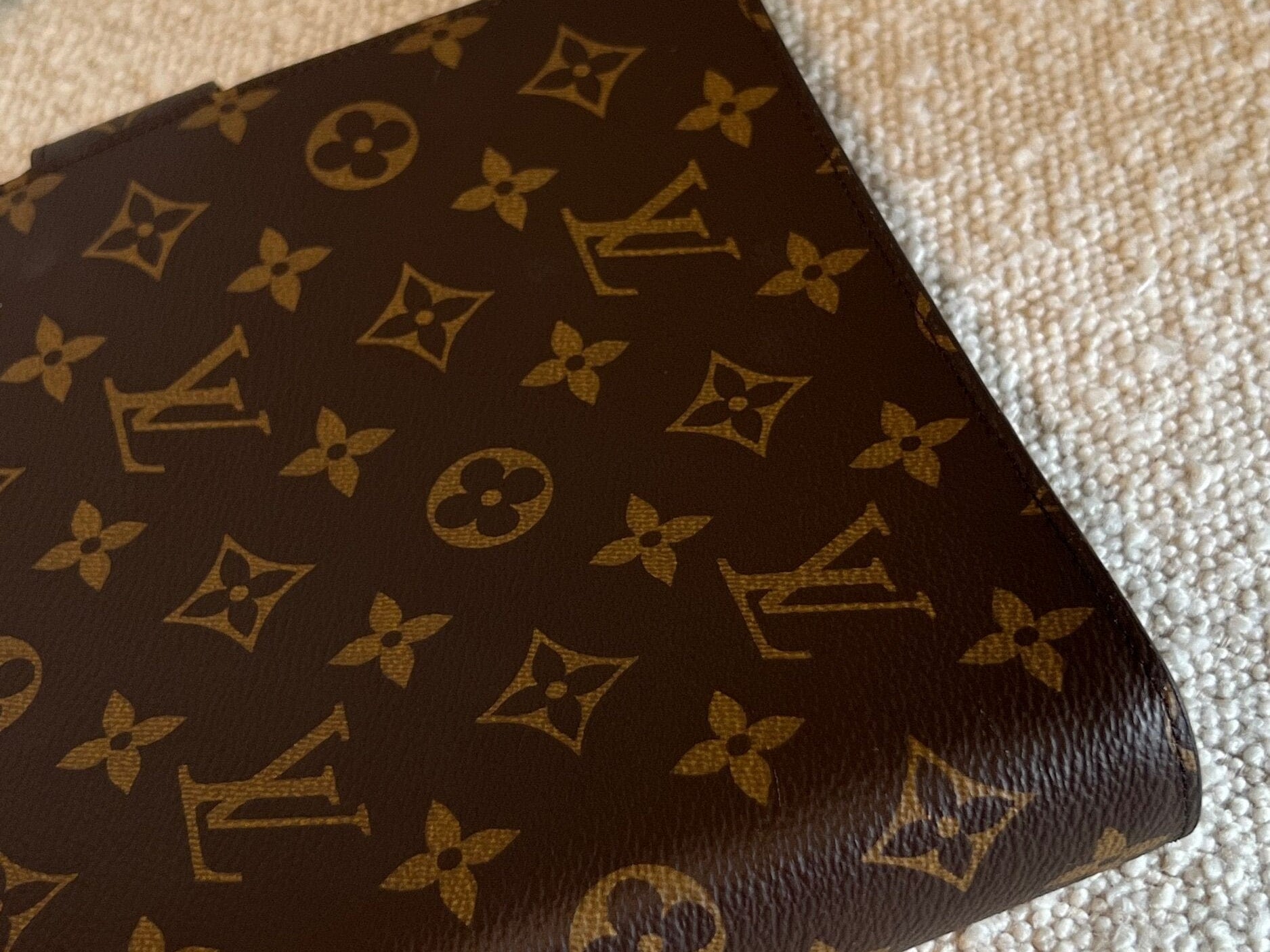 Louis Vuitton Agenda Cover Brown Louis Vuitton Monogram Large Ring Agenda Cover -Knockoff
