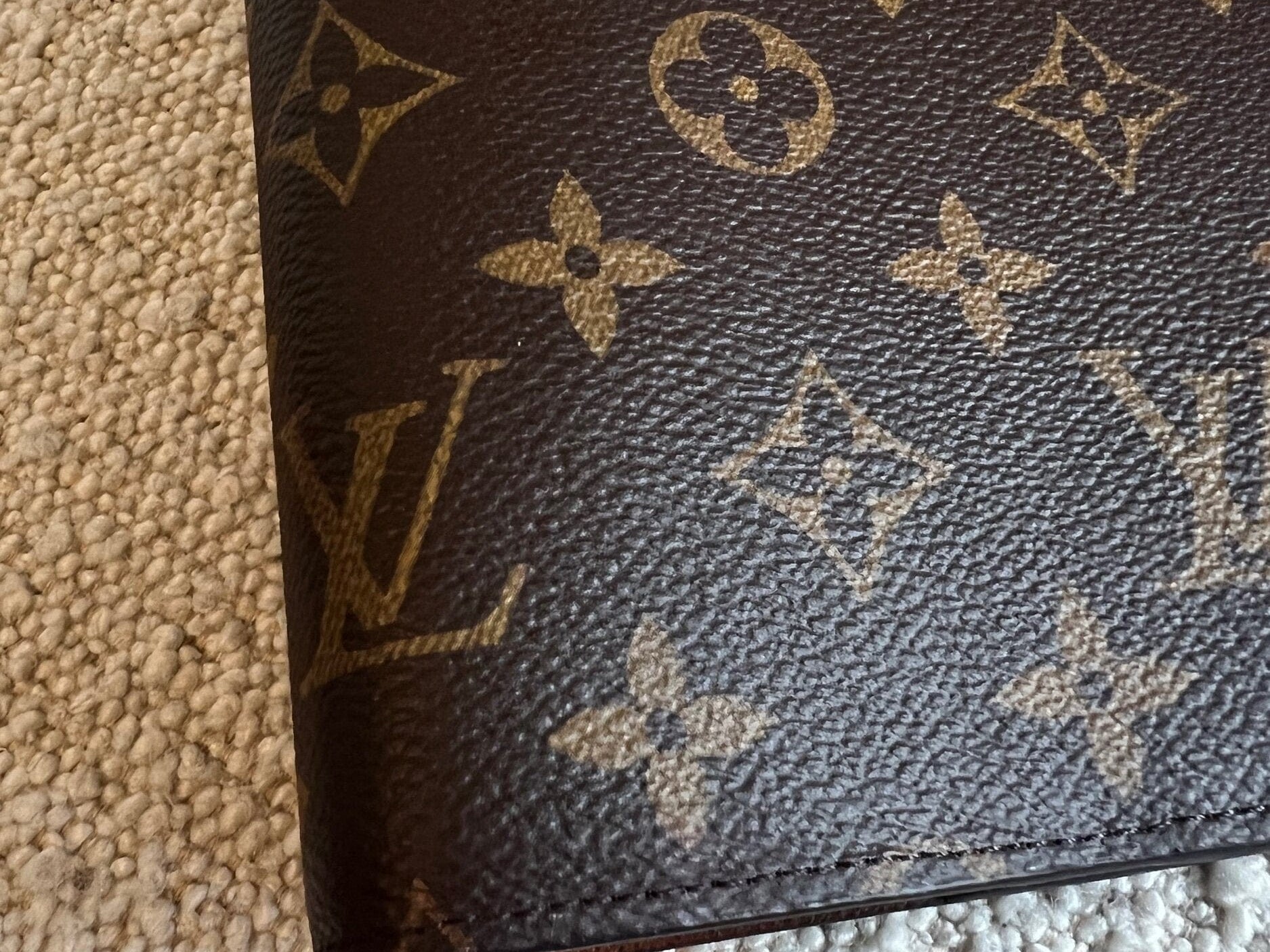 Louis Vuitton Agenda Cover Brown Louis Vuitton Monogram Large Ring Agenda Cover -Knockoff
