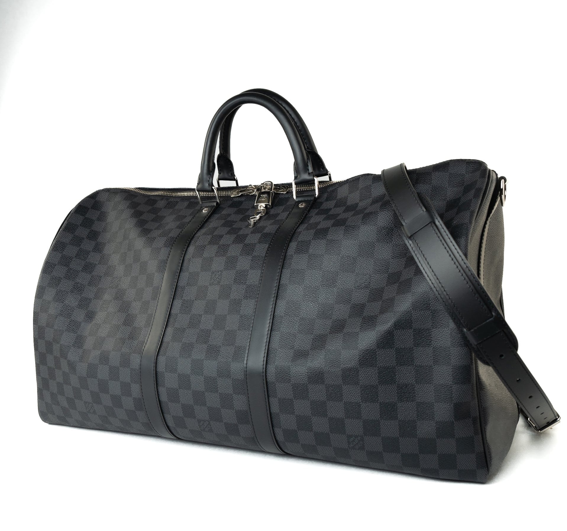 Louis Vuitton Duffle Bag Louis Vuitton Keepall 55 Bandouliere in Damier Graphite Canvas -Knockoff
