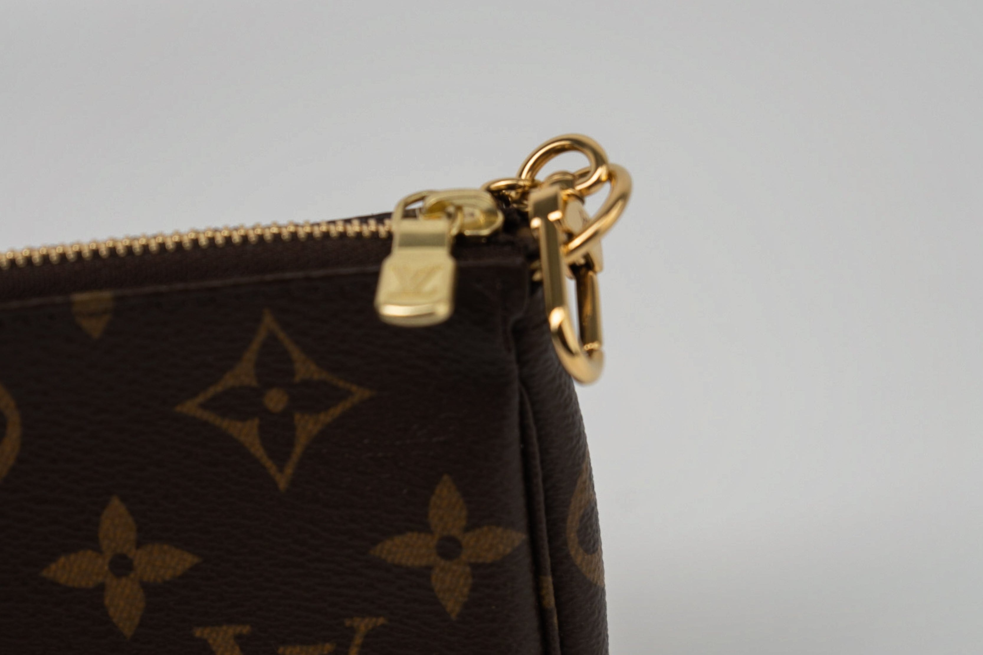 Louis Vuitton Handbag Louis Vuitton Monogram Mini Pochette Accessories -Knockoff
