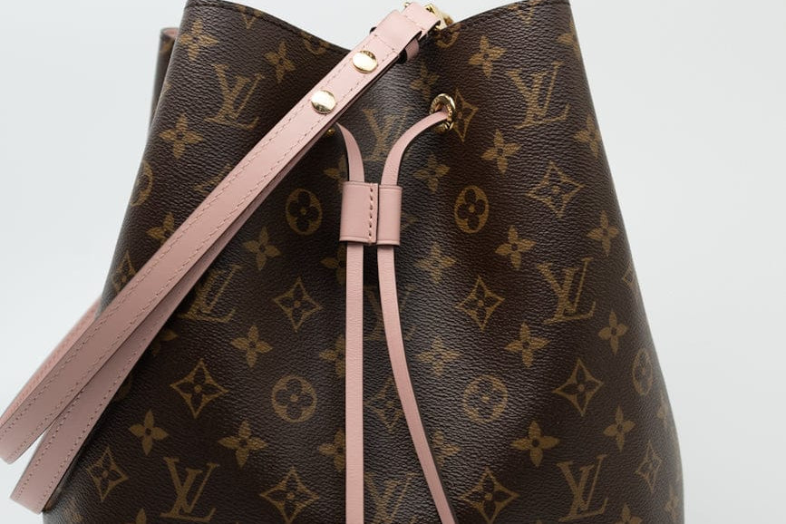 Louis Vuitton Handbag Louis Vuitton Monogram Rose Poudre Neo Noe MM -Knockoff
