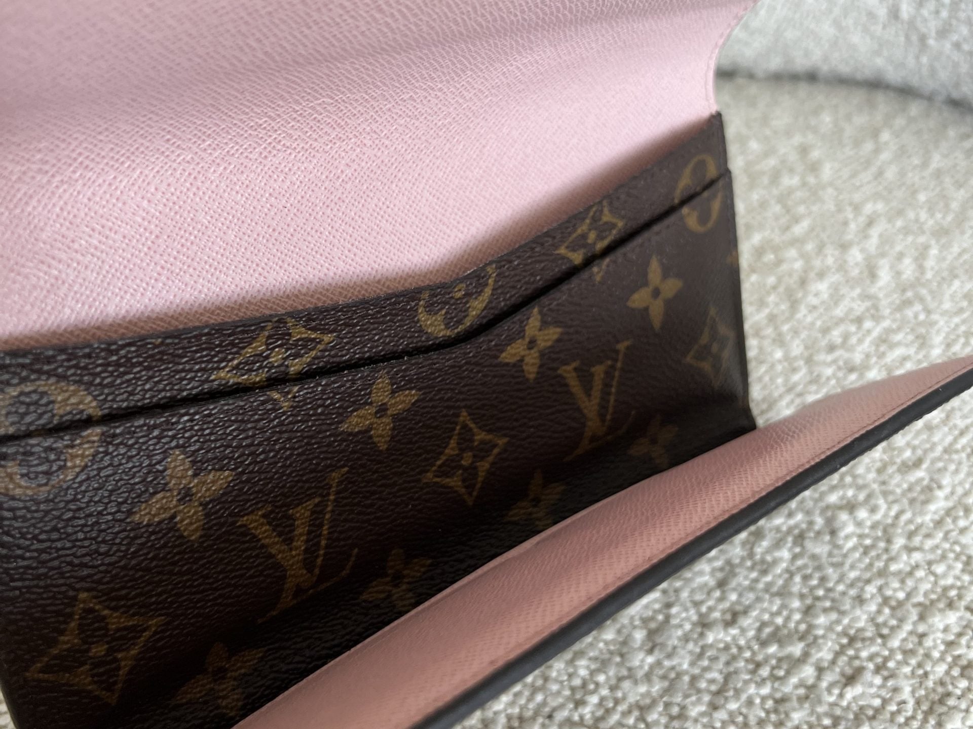 Louis Vuitton Pouch Purse Brown Louis Vuitton Rose Ballerine Monogram Canvas Josephine Wallet -Knockoff
