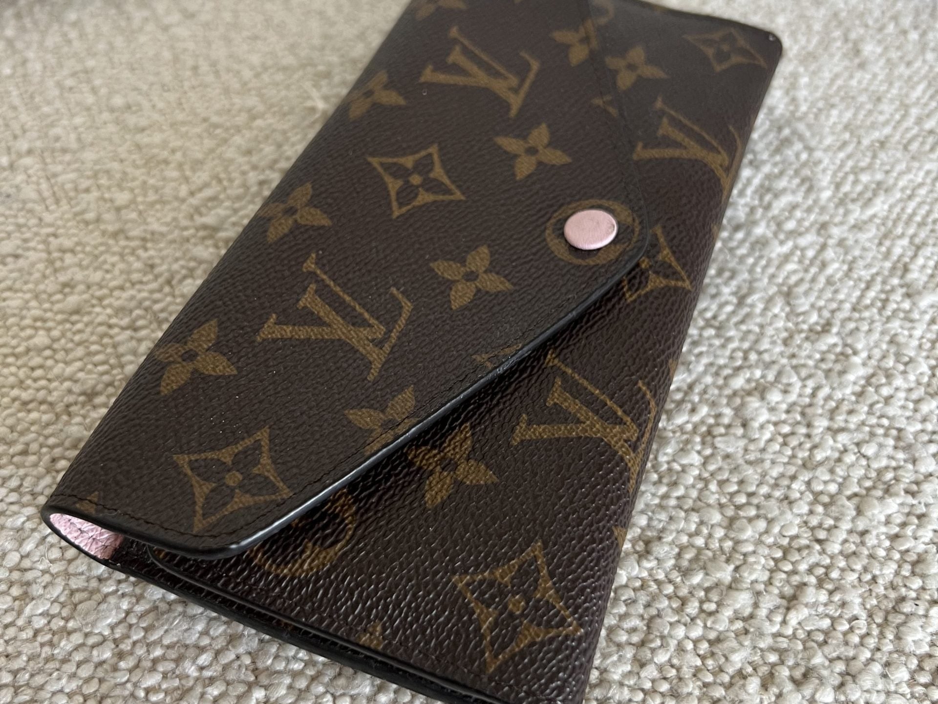 Louis Vuitton Pouch Purse Brown Louis Vuitton Rose Ballerine Monogram Canvas Josephine Wallet -Knockoff
