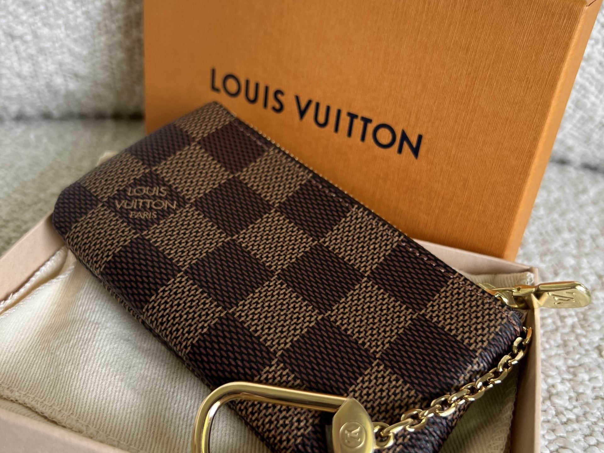 Louis Vuitton Pouch Purse Louis Vuitton  Damier Ebene Zipped Coin Purse -Knockoff
