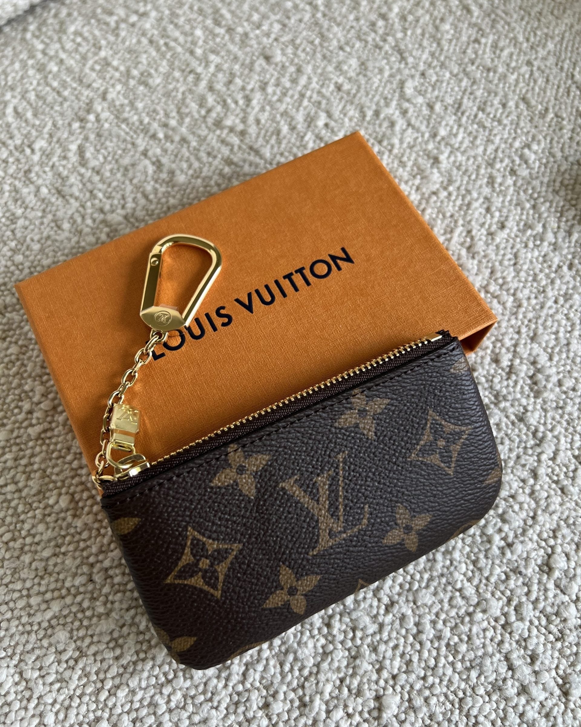 Louis Vuitton Pouch Purse Louis Vuitton  Zipped Coin Purse -Knockoff
