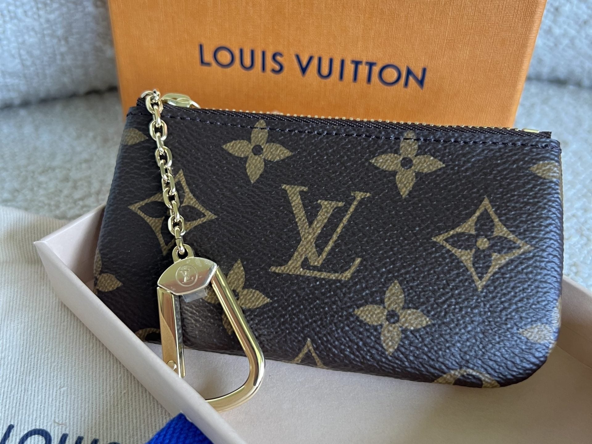 Louis Vuitton Pouch Purse Louis Vuitton  Zipped Coin Purse -Knockoff
