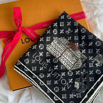 Louis Vuitton Shawl Black Louis Vuitton Double Face Shawl -Knockoff
