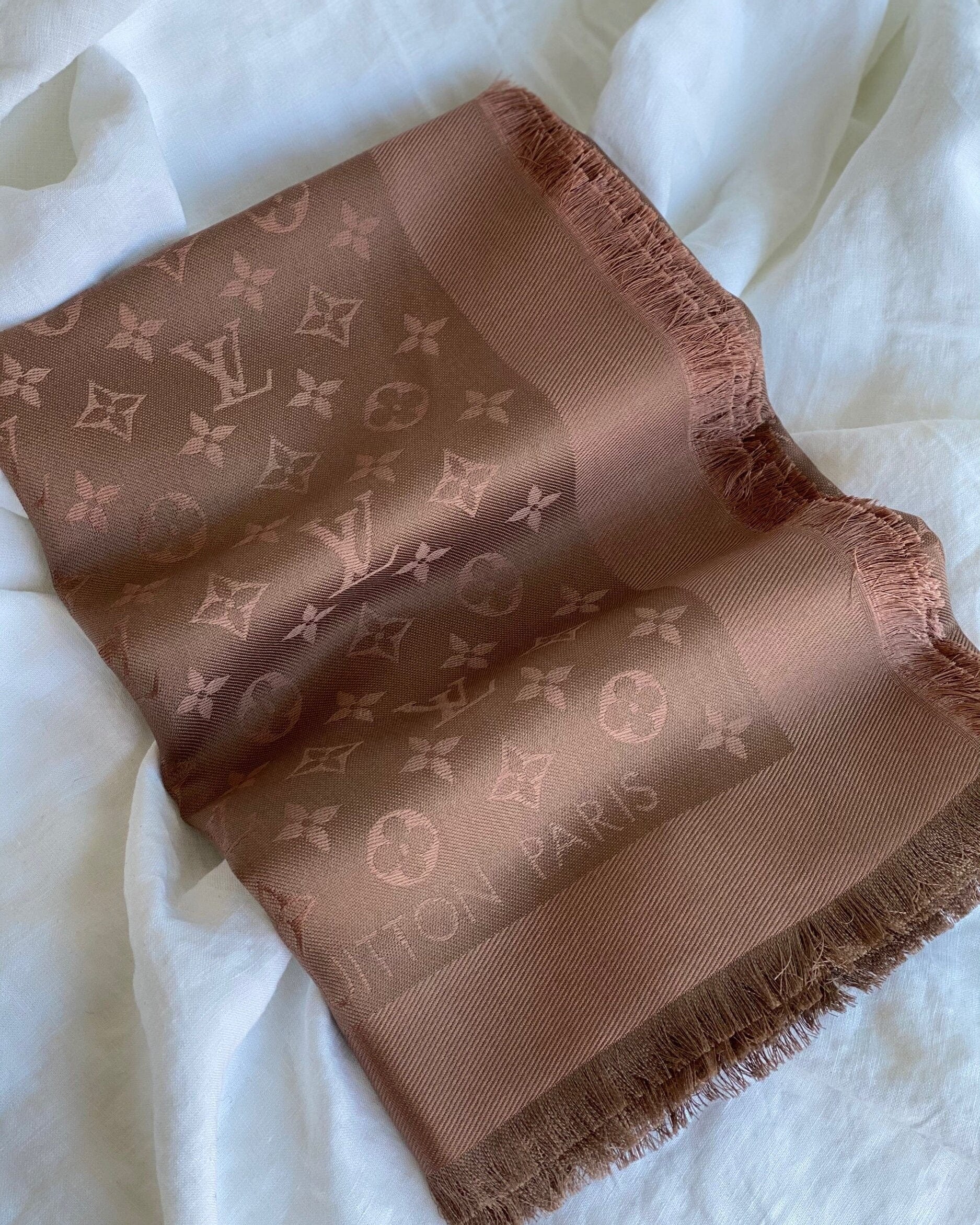 Louis Vuitton Shawl Brown Louis Vuitton Monogram Shawl Cappuccino (M75872) -Knockoff
