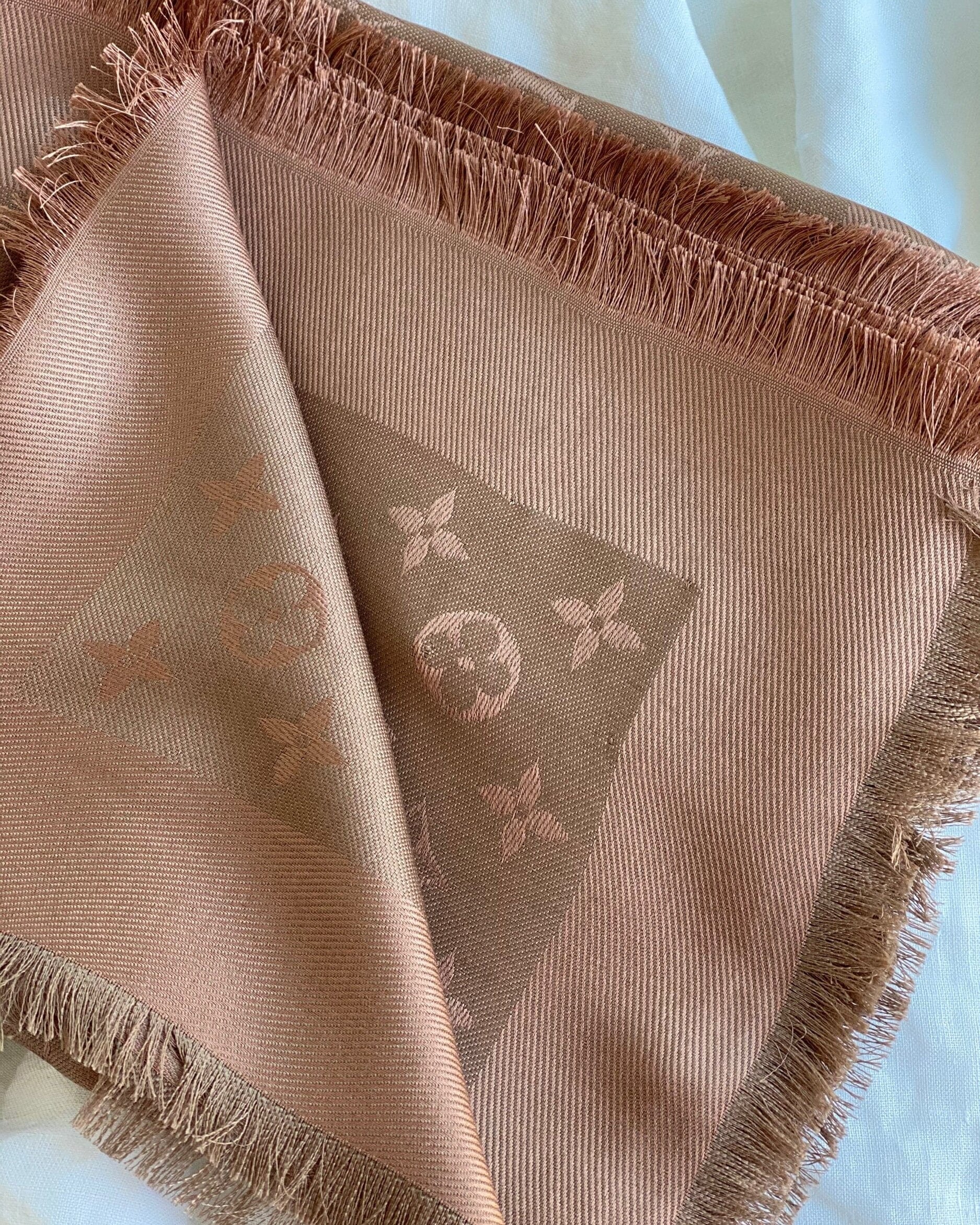 Louis Vuitton Shawl Brown Louis Vuitton Monogram Shawl Cappuccino (M75872) -Knockoff
