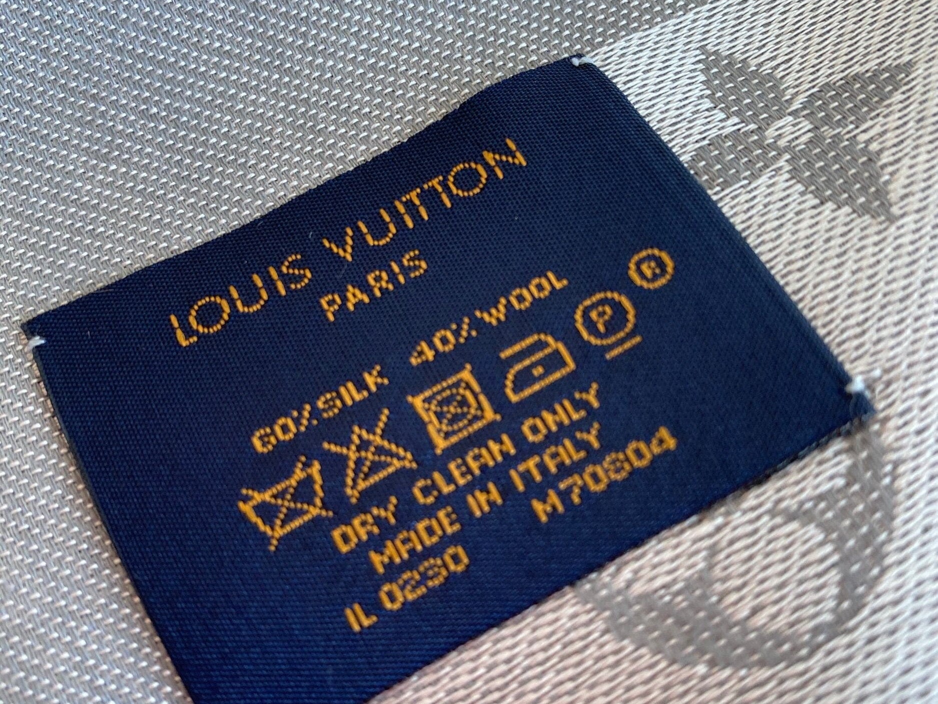 Louis Vuitton Shawl Louis Vuitton Monogram Shawl Pearl Grey (M70804) -Knockoff
