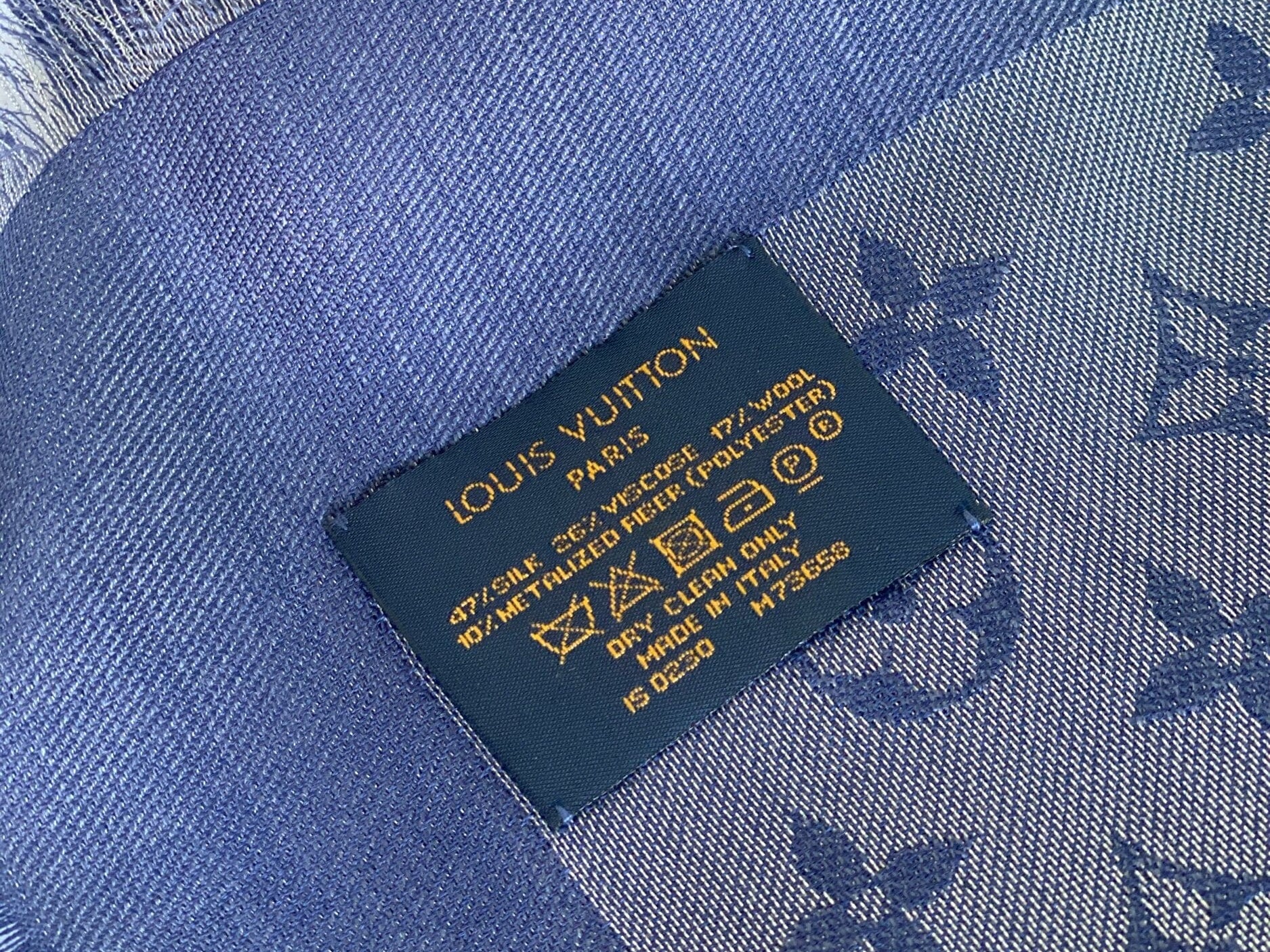 Louis Vuitton Shawl Monogram Shine Shawl Bleu Nuit (M73658) -Knockoff
