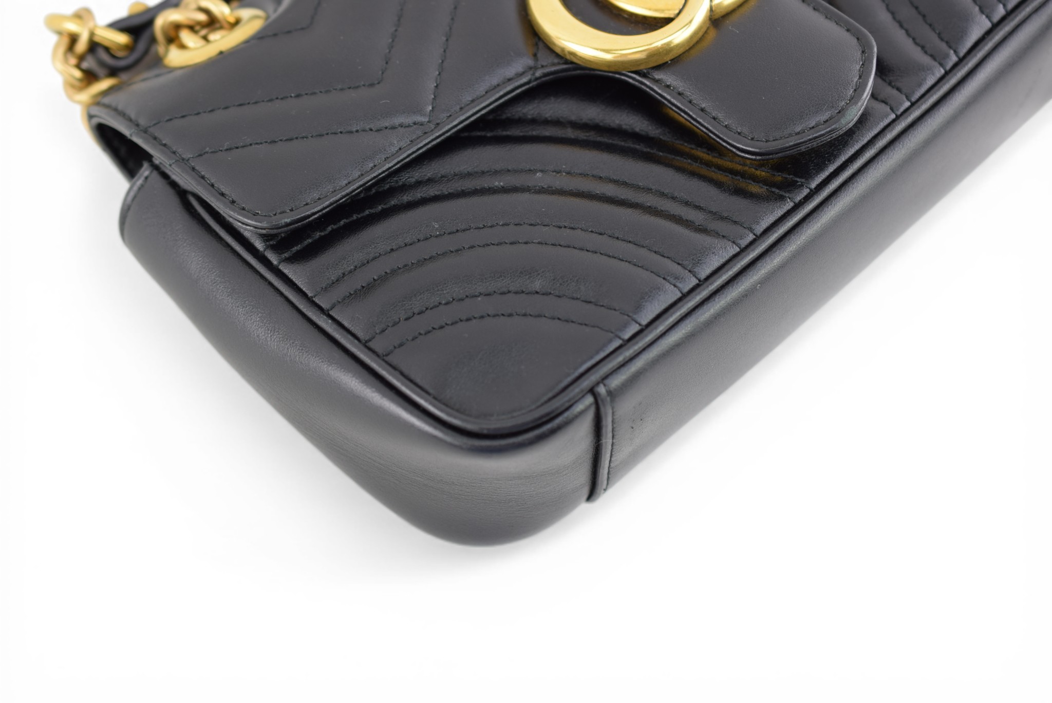 Gucci GG Marmont Matelasse Mini Shoulder Bag