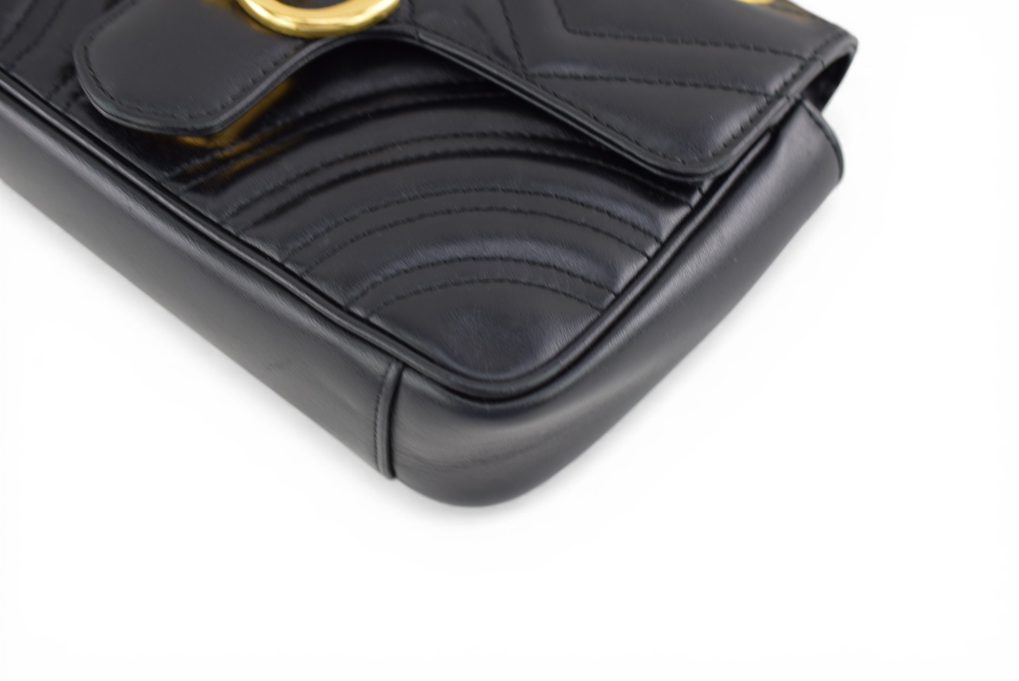 Gucci GG Marmont Matelasse Mini Shoulder Bag