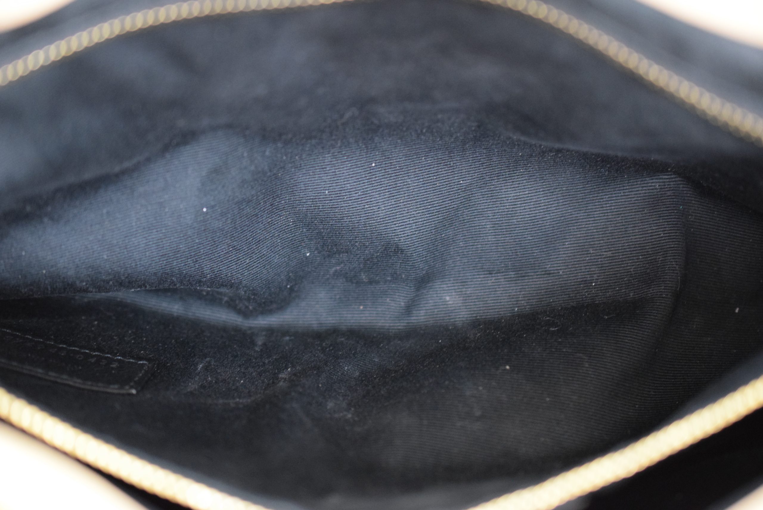 Saint Laurent Loulou Medium